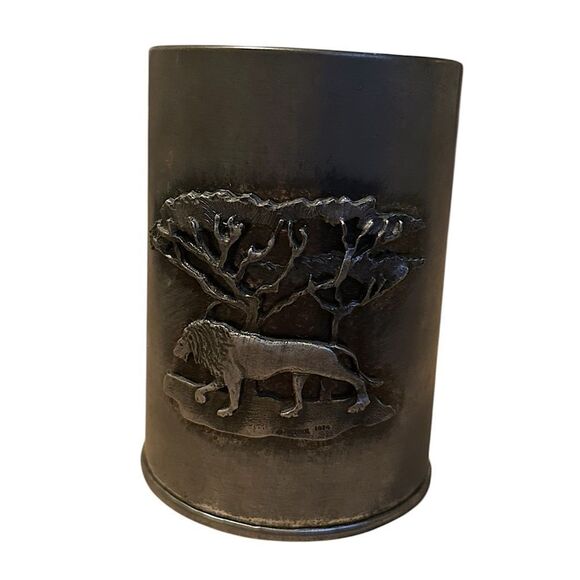 Vintage Pen Holder With Pewter Lion Design Metzke 1974, Gray Cylindrical Can - Picture 1 of 9